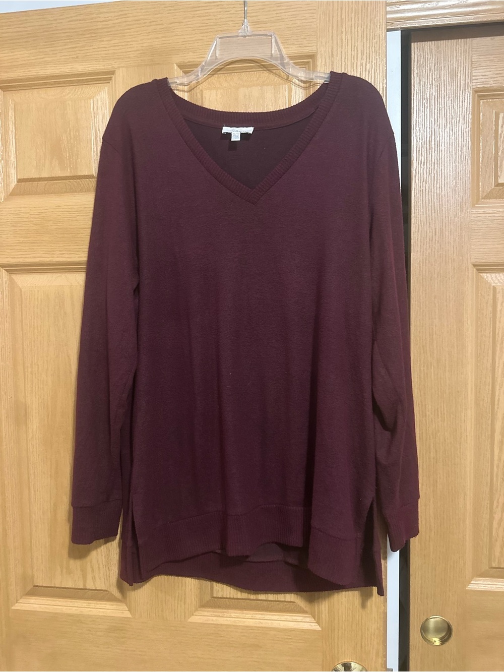 Lucky Brand Women's V-Neck Pullover Hoodie - Wine